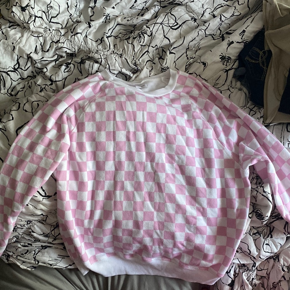 Brand: Grayson Threads, Color: pink/white